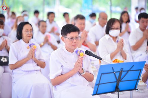 ภาพ No.146577:พิธีทอดผ้าป่าสร้างหลังคาอาคาร 80 ปี หลวงพ่อธัมมชโย ณ ศูนย์ปฎิบัติธรรมวิหารแดง จังหวัดสระบุรี วันอาทิตย์ที่ 28 กรกฎาคม พ.ศ. 2567