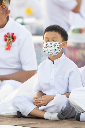 ภาพ No.105260:พิธีตักบาตรฉลองพระบวชใหม่ รุ่นบูชาธรรมมหาปูชนียาจารย์ และต้อนรับศักราชใหม่ วันจันทร์ที่ 1 มกราคม พ.ศ. 2567 ณ ลานธรรมพระมหาธรรมกายเจดีย์ วัดพระธรรมกาย