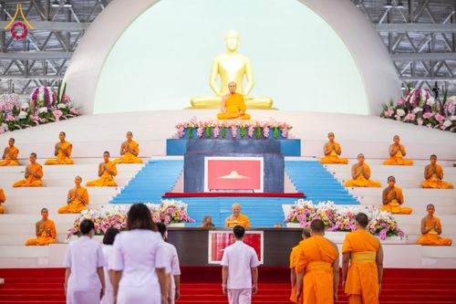 ภาพ No.127085:พิธีมอบใบประกาศเกียรติคุณองค์กรนานาชาติ และหน่วยงานที่ชักชวนคนร่วมโครงการนั่งสมาธิเพื่อสันติภาพโลกมากที่สุด วันอาทิตย์ที่ 1 มีนาคม พ.ศ. 2567 ณ สภาธรรมกายสากล วัดพระธรรมกาย