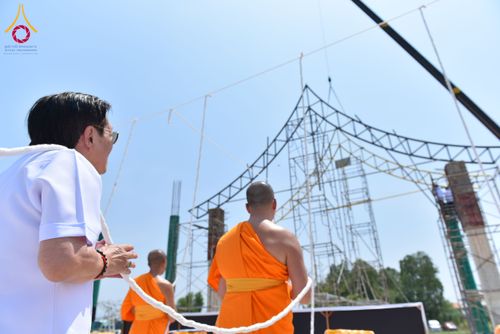 ภาพ No.131527:พิธีทอดผ้าป่ายกค้ำฟ้ามหามงคล อาคาร 80 ปี หลวงพ่อธัมมชโย ณ ศูนย์ปฏิบัติธรรมวิหารแดง ต.เจริญธรรม อ.วิหารแดง จ.สระบุรี วันที่ 17 มีนาคม พ.ศ. 2567