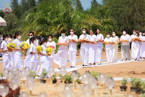 ภาพ No.76208:พิธีกลั่นแผ่นดินสร้างมหาเจดีย์ปัตตานี , พิธีตักบาตรแด่พระภิกษุสงฆ์ 159 รูป ,  พิธีทอดผ้าป่า , พิธีโปรยรัตนชาติ ,  พิธีจุดประทีปถวายเป็นพุทธบูชา ณ ศูนย์อบรมเยาวชนปัตตานี จ.ปัตตานี วันอาทิตย์ที่ 5 กุมภาพันธ์ พ.ศ.2566