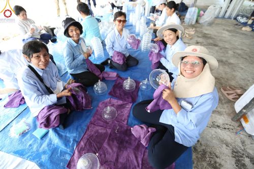 ภาพ No.127466:V.31 ทุ่มเทเพื่อบางกล่ำ การเตรียมงานของเจ้าหน้าที่หน่วยงานต่างๆ  เพื่องานธรรมยาตราอัญเชิญพระบรมสารีริกธาตุ ประดิษฐาน ณ มหารัตนเจดีย์สิริปทุมสวรรค์ (เจดีย์อริยพุทธะ 5 พระองค์) ณ ศูนย์ปฏิบัติธรรมภาคใต้ อ.บางกล่ำ จ.สงขลา ระหว่างวันที่ 9-10 มีนาคม พ.ศ. 2567