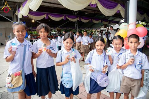 ภาพ No.183934:วันรวมพลังเด็กดี V-Star ผู้นำฟื้นฟูศีลธรรมโลก ครั้งที่ 17 ประจำปี 2567 จังหวัดราชบุรี ในวันที่ 26 พฤศจิกายน พ.ศ. 2567 ณ ศูนย์อบรมเยาวชนผาสุกวนิช อำเภอเมือง จังหวัดราชบุรี