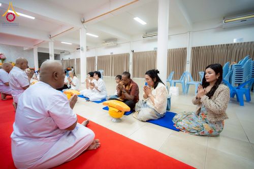 ภาพ No.278258:วันศุกร์ที่ 5 ธันวาคม พ.ศ. 2568 (วันพ่อแห่งชาติ) พิธีบรรพชาอุปสมบทหมู่ธรรมทายาท จำนวน 16 รูป โครงการบรรพชาอุปสมบทหมู่ รุ่นบูชาธรรมมหาปูชนียาจารย์ ประจำปี 2568  ณ ศูนย์ปฏิบัติธรรมและอบรมเยาวชนพระนครศรีอยุธยา จ.พระนครศรีอยุธยา