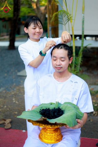 ภาพ No.135729:พิธีปลงผมธรรมทายาท โครงการบรรพชาและอุปสมบทหมู่ รุ่นบูชาธรรม 80 ปี หลวงพ่อธัมมชโย ณ หมู่บ้านบรรลุธรรม วัดพระธรรมกาย วันที่ 7 เมษายน พ.ศ. 2567