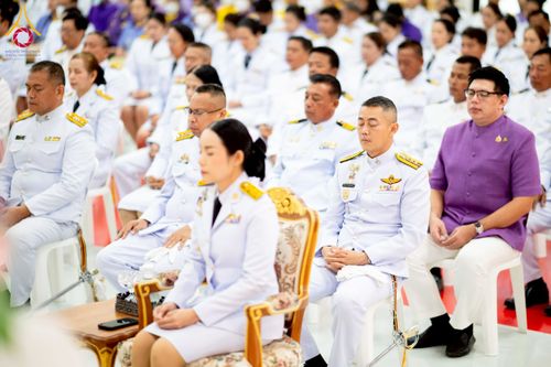 ภาพ No.227098:วันอังคารที่ 3 มิถุนายน พ.ศ. 2568 นายอำเภอคลองหลวง นำพสกนิกรรวมใจภักดิ์ สมเด็จพระนางเจ้าฯ พระบรมราชินี เนื่องในโอกาสวันเฉลิมพระชนมพรรษา ณ อาคารปลูกศรัทธา 2 วัดพระธรรมกาย อ.คลองหลวง จ.ปทุมธานี