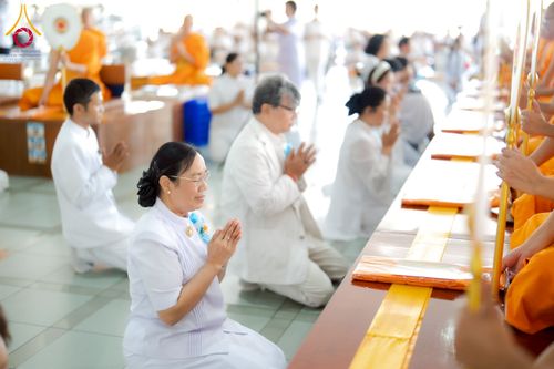 ภาพ No.253548:วันอังคารที่ 7 ตุลาคม พ.ศ.2568 (วันพระ ขึ้น 15 ค่ำ เดือน 11) พิธีบุพเปตพลี ครั้งที่ 171 ร่วมอุทิศบุญแด่หมู่ญาติที่ล่วงลับไปแล้ว และสืบทอดอายุพระพุทธศาสนา ณ หอฉันคุณยายอาจารย์ฯ วัดพระธรรมกาย