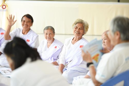 ภาพ No.153947:โครงการอบรมอุบาสก อุบาสิกาแก้ว รุ่นที่ 1 ตัวแทนทอดกฐินสามัคคีทั่วไทย 30,000 วัด บูชาธรรม 80 ปี หลวงพ่อธัมมชโย ระหว่างวันที่ 6-8 กันยายน พ.ศ. 2567 ณ ศูนย์ปฏิบัติธรรมสระบุรี อ.พระพุทธบาท จ.สระบุรี