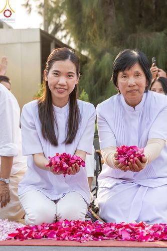 ภาพ No.120030:พิธีต้อนรับพระธรรมยาตรา ในโครงการธรรมยาตรา กตัญญูบูชา มหาปูชนียาจารย์ พระมงคลเทพมุนี(สด จนฺทสโร) พระผู้ปราบมาร อนุสรณ์สถาน 7 แห่ง ปีที่ 12 วันที่ 28 มกราคม พ.ศ. 2567 ณ วัดพระธรรมกาย จ.ปทุมธานี