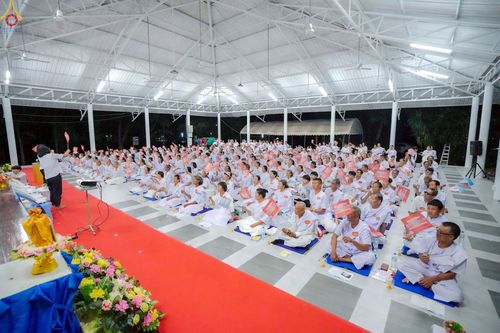 ภาพ No.247879:วันที่ 19-21 กันยายน พ.ศ. 2568 โครงการอบรมอุบาสิกาแก้ว รุ่นที่ 2 ณ ศูนย์ปฏิบัติธรรมจังหวัดบุรีรัมย์