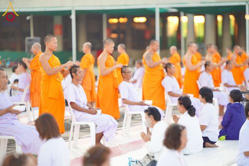 ภาพ No.274765:วันอาทิตย์ที่ 30 พฤศจิกายน พ.ศ. 2568 พิธีปลงผม โครงการอุปสมบทบูชาธรรมมหาปูชนียาจารย์ ปี 2568 ณ ลานธรรมพระมหาธรรมกายเจดีย์ ฝั่งทิศตะวันตก ระหว่างวิหารคดหมายเลข 8 และ 9 วัดพระธรรมกาย