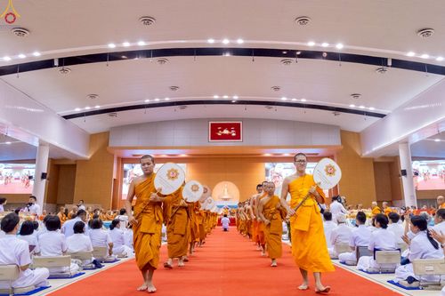 ภาพ No.236230:วันที่ 3 สิงหาคม พ.ศ. 2568 พิธีมุทิตาสักการะพระภิกษุ ผู้สอบได้เปรียญธรรม 9 ประโยค ระดับโลก ปีที่ 37, พิธีมอบโล่และทุนการศึกษา สำนักเรียนบาลีดีเด่นทั่วประเทศ ณ ห้องแก้วสารพัดนึก 1 วัดพระธรรมกาย