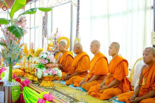 ภาพ No.165232:พิธีทอดกฐิน ณ วัดอินทโชติสังฆโพธิ์ธาราม อ.พนมสารคาม จ.ฉะเชิงเทรา ในโครงการกฐินสามัคคีทั่วไทย 30,000 วัด บูชาธรรม 80 ปี หลวงพ่อธัมมชโย โดยคณะศิษยานุศิษย์วัดพระธรรมกาย วันที่ 20 ตุลาคม พ.ศ. 2567