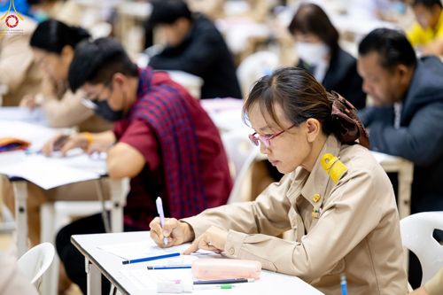 ภาพ No.104275:โครงการตอบปัญหาธรรมะทางก้าวหน้า ครั้งที่ 41 รอบชิงชนะเลิศระดับชาติ วันเสาร์ที่ 23 ธันวาคม พ.ศ. 2566 ณ ห้องแก้วสารพัดนึก วัดพระธรรมกาย จัดโดย ชมรมพุทธศาสตร์สากล