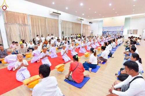 ภาพ No.216507:วันอังคารที่ 8 เม.ย. พ.ศ. 2568 พิธีบรรพชาสามเณร ณ ศูนย์ปฏิบัติธรรมเขาคิชฌกูฏ จันทบุรี