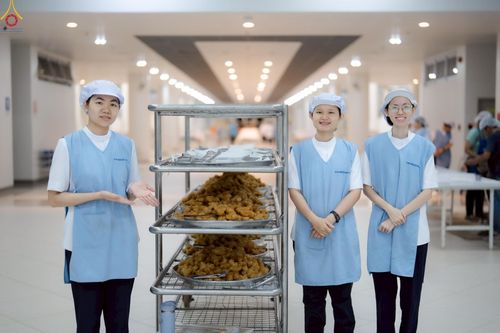 ภาพ No.243371:วันที่ 23-31 สิงหาคม พ.ศ. 2568 เจ้าหน้าที่ทุกสถานะ ทุ่มเทจัดงาน สัมมนารวมใจผู้นำบุญ เพื่องานกฐินสามัคคีทั่วไทย 30,000 วัด บูชาธรรม 81 ปี หลวงพ่อธัมมชโย