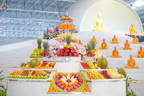 ภาพ No.205974:พิธีตักบาตร และ พิธีบูชาข้าวพระ ในวันอาทิตย์ต้นเดือน 2 กุมภาพันธ์ พ.ศ. 2568 ณ สภาธรรมกายสากล วัดพระธรรมกาย