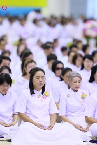 ภาพ No.150023:พิธีตักบาตร , พิธีปฎิบัติธรรม , พิธีถวายภัตตาหารเมนูสวรรค์ ในพรรษาแห่งการเข้าถึงธรรม วันธรรมชัย วันอังคารที่ 27 สิงหาคม พ.ศ.2567 ณ สภาธรรมกายสากล วัดพระธรรมกาย