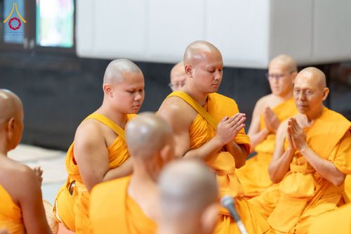 ภาพ No.223859:วันอาทิตย์ที่ 11 พฤษภาคม พ.ศ. 2568 พิธีอุปสมบทสามเณรเปรียญธรรมอุปสมบทอุทิศชีวิต 9 รูป อุบาสก 1 ท่าน ณ อุโบสถพระไตรปิฏกวัดพระธรรมกาย