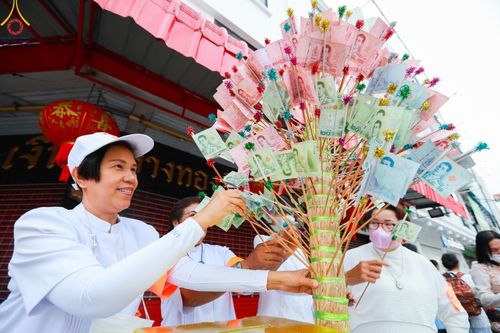 ภาพ No.126890:V.30 เต็มที่ เพื่อโคราช การเตรียมงาน ปฏิบัติงาน และเก็บงาน ของเจ้าหน้าที่หน่วยงานต่างๆ ทุกภาคส่วน เพื่อพิธีทำบุญเมืองนครราชสีมา ฉลอง 556 ปี ตักบาตรพระ 10,000 รูป ในวันเสาร์ที่ 2 มีนาคม พ.ศ.2567 ณ อนุสาวรีย์ท้าวสุรนารี จ.นครราชสีมา จัดโดย คณะสงฆ์จังหวัดนค