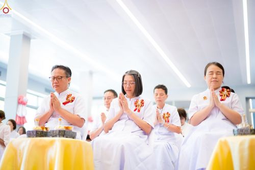 ภาพ No.249302:วันที่ 20 กันยายน พ.ศ. 2568 พิธีประดิษฐานรูปหล่อหลวงปู่วัดปากน้ำ ภาษีเจริญ ณ วิหารพระมงคลเทพมุนี (สด จนฺทสโร) ศูนย์ปฏิบัติธรรมภูเก็ต จ.ภูเก็ต