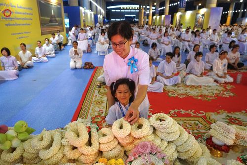 ภาพ No.154931:พิธีจุดประทีป, พิธีฉลองชัยสวดมนต์บทธัมมจักกัปปวัตนสูตร ณ มหารัตนวิหารคด วัดพระธรรมกาย วันอังคารที่ 17 กันยายน พ.ศ. 2567