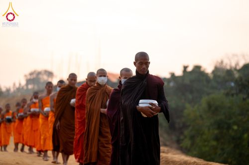 ภาพ No.131092:Photo Story ปฐมบรรพชาชาวพุทธมาร์มา Episode 4/5 วันที่ 13 กุมภาพันธ์พ.ศ. 2567 ณ วัดธัมจักร อรัญกุฏิ บังกลาเทศ