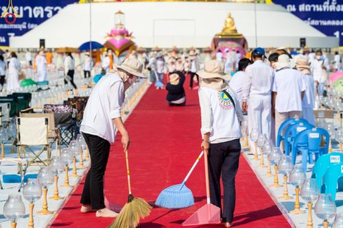 ภาพ No.110111:V.8 พลังทีม การเตรียมงาน เก็บงาน การรับบุญของเจ้าหน้าที่หน่วยงานต่างๆ เพื่อโครงการธรรมยาตรา กตัญญูบูชามหาปูชนียาจารย์ พระมงคลเทพมุนี (สด จนฺทสโร) พระผู้ปราบมาร อนุสรณ์สถาน 7 แห่ง ปีที่ 12 ระหว่างวันที่ 2 - 31 มกราคม พ.ศ.2567