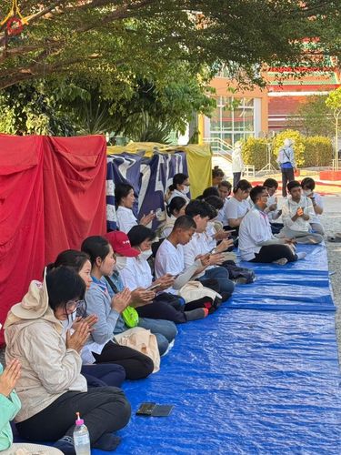 ภาพ No.204137:V.52 สารพัดV สารพัดดี ที่วัดสองพี่น้อง ในโครงการธรรมยาตรา กตัญญูบูชา มหาปูชนียาจารย์ พระมงคลเทพมุนี(สด จนฺทสโร) พระผู้ปราบมาร อนุสรณ์สถาน 7 แห่ง ปีที่ 13 ระหว่างวันที่ 2-31 มกราคม พ.ศ. 2568