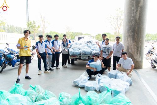 ภาพ No.59471:การอบรมอาสาสมัคร  เตรียมงานและจัดถวายภัตตาหาร แด่พระสังฆาธิการ 10,000 กว่าวัดทั่วประเทศ ในวันที่ 21-22 เมษายน พ.ศ.2567 เพื่องานวันคุ้มครองโลก จัดโดย ชมรมพุทธศาสตร์สากลฯ