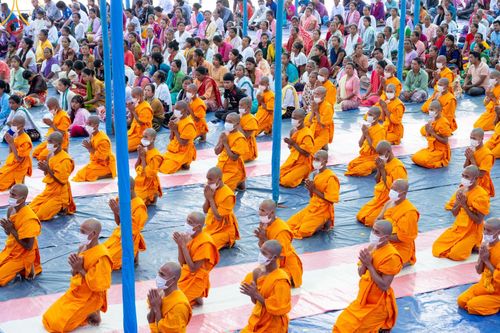 ภาพ No.130397:Photo Story ปฐมบรรพชาชาวพุทธมาร์มา Episode 3/5 วันที่ 9 กุมภาพันธ์ พ.ศ. 2567 ในโครงการบรรพชาสามเณร ครั้งแรกของชาวพุทธมาร์มา บังกลาเทศ ณ วัดธัมจักร อรัญกุฏิ เมืองรัมการ์ คาร์กาชารี บังกลาเทศ