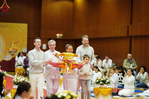 ภาพ No.100966:พิธีทอดกฐินวัดพุทธเวียนนา ประเทศออสเตรีย วันอาทิตย์ที่ 26 พฤศจิกายน พ.ศ. 2566