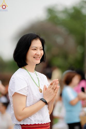 ภาพ No.138484:พิธีตักบาตร วัดราชบูรณะ จ.พระนครศรีอยุธยา วันที่ 25 พฤษภาคม พ.ศ.2567