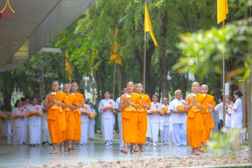 ภาพ No.136233:พิธีอุปสมบทสามเณรเตรียมสถาบันธรรมชัย รุ่นที่ 21 ณ โบสถ์พระไตรปิฏก วัดพระธรรมกาย วันเสาร์ที่ 4 พฤษภาคม พ.ศ.2567