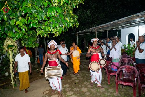 ภาพ No.175743:พิธีทอดผ้าป่าสมทบกฐิน ณ วัดอนุรุทธะอารนา เมืองมาตะเล ศรีลังกา โดยมูลนิธิธรรมกาย ในนามหลวงพ่อธัมมชโย วันที่ 7 พฤศจิกายน พ.ศ. 2567