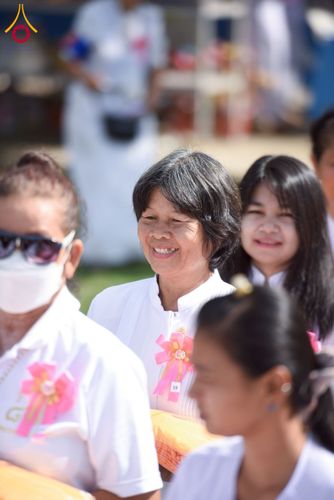 ภาพ No.225819:วันอาทิตย์ที่ 18 พฤษภาคม พ.ศ. 2568 ศูนย์ปฏิบัติธรรมสระบุรี ได้จัดพิธีทอดผ้าป่าฟื้นฟูพระพุทธศาสนา และพิธีมอบใบประกาศนียบัตรเชิดชูเกียรติผู้นำรถ ที่ทำหน้าที่จัดรถเพื่อพาสาธุชนไปร่วมงานวันที่ 22 เมษายน ที่ผ่านมา