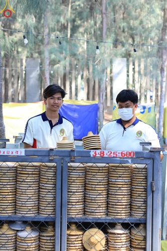 ภาพ No.106918:V.3 ตั้งใจ การเตรียมงาน เก็บงาน การรับบุญของเจ้าหน้าที่หน่วยงานต่างๆ เพื่อโครงการธรรมยาตรา กตัญญูบูชามหาปูชนียาจารย์ พระมงคลเทพมุนี (สด จนฺทสโร) พระผู้ปราบมาร อนุสรณ์สถาน 7 แห่ง ปีที่ 12 ระหว่างวันที่ 2 - 31 มกราคม พ.ศ. 2567