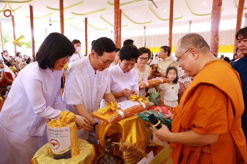 ภาพ No.96954:พิธีทอดกฐินสามัคคีทั่วไทย 5,000 วัด ณ วัดราษฎร์ประคองธรรม จ.นนทบุรี วันที่ 12 พฤศจิกายน พ.ศ. 2566