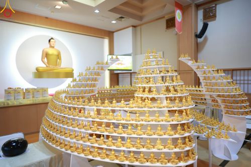 ภาพ No.100811:พิธีทอดกฐินสามัคคีบำรุงวัด ณ วัดพระธรรมกายคานากาว่า ประเทศญี่ปุ่น ในวันอาทิตย์ที่ 26 พฤศจิกายน พ.ศ. 2566