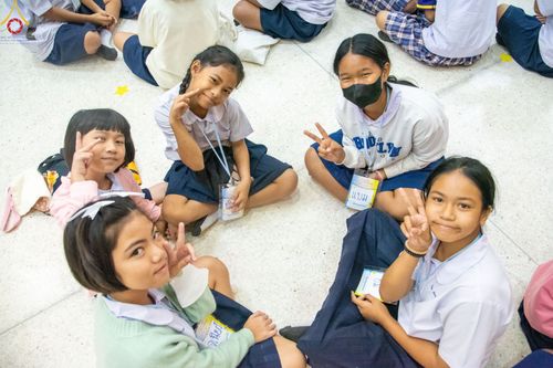 ภาพ No.106576:วันรวมพลังเด็กดี V-star ผู้นำฟื้นฟูศีลธรรมโลก จังหวัดสมุทรสาคร วันพฤหัสบดีที่ 28 ธันวาคม พ.ศ. 2566 ณ โรงเรียนสมุทรสาครวิทยาลัย อำเภอเมือง จังหวัดสมุทรสาคร