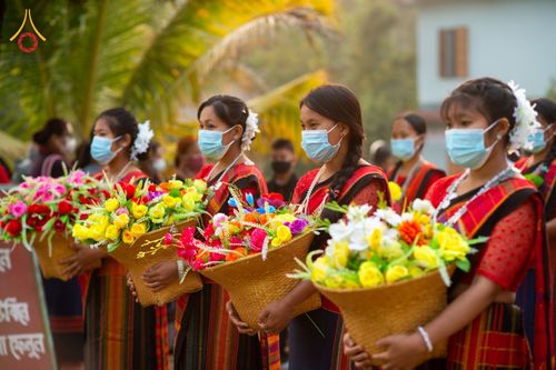 ภาพ No.75886:พิธีบรรพชาสามเณร ณ วัดปันชารี สันติปูร์ อรัญกฏิ เมืองคาร์กาชารี ประเทศบังกลาเทศ วันที่ 10 กุมภาพันธ์ พ.ศ. 2566