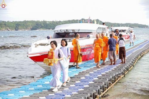 ภาพ No.268070:วันที่ 26 ตุลาคม พ.ศ. 2568 พิธีทอดกฐินสามัคคีทั่วไทย ณ วัดพระบาทเกาะแก้ว ต.ตลาดเหนือ อ.เมือง จ.ภูเก็ต โดยคณะศิษยานุศิษย์ บูชาธรรม 81 ปี หลวงพ่อธัมมชโย