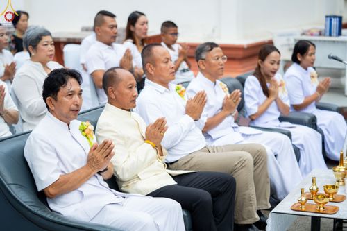 ภาพ No.87270:พิธีถวายสังฆทาน 323 วัด 4 จังหวัดชายแดนภาคใต้  ปีที่ 19 ครั้งที่ 165 พิธีมอบกองทุนหนุนแรงใจช่วยครูใต้  ปีที่ 16 ครั้งที่ 130 และพิธีทำบุญอุทิศส่วนกุศลให้ผู้วายชนม์ ณ วัดพุทธภูมิ อ.เมือง จ.ยะลา วันเสาร์ที่ 9 กันยายน พ.ศ. 2566