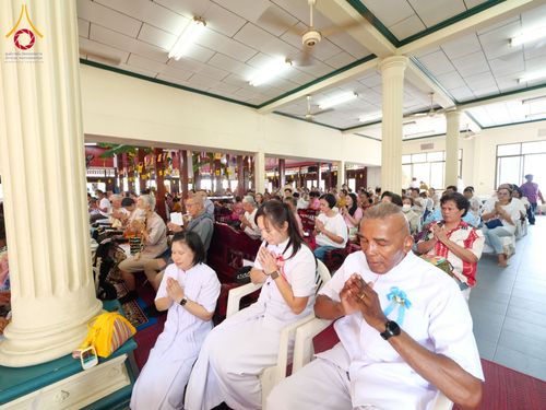 ภาพ No.179045:พิธีทอดกฐิน ณ วัดสามัคคีสุทธาวาส แขวงบางอ้อ เขตบางพลัด กรุงเทพฯ ในโครงการกฐินสามัคคีทั่วไทย 30,000 วัด บูชาธรรม 80 ปี หลวงพ่อธัมมชโย โดยคณะศิษยานุศิษย์วัดพระธรรมกาย วันที่ 2 พฤศจิกายน พ.ศ. 2567