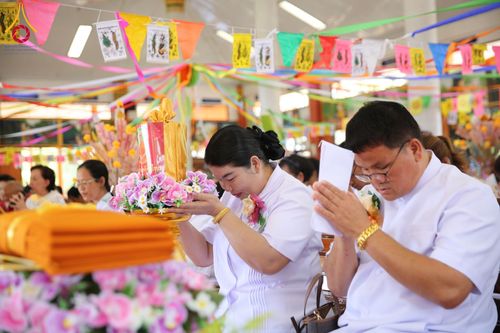 ภาพ No.183736:พิธีทอดกฐิน ณ วัดต้นทองน้ำเมา จ.นครราชสีมา ในโครงการทอดกฐินสามัคคีทั่วไทย 30,000 วัด บูชาธรรม 80 ปี หลวงพ่อธัมมชโย โดยคณะศิษยานุศิษย์วัดพระธรรมกาย วันที่ 10 พฤศจิกายน พ.ศ. 2567