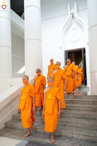 ภาพ No.82800:พิธีอุปสมบทหมู่ ในโครงการพระพี่เลี้ยงเข้าพรรษา, ธรรมทายาทอุดมศึกษารุ่นที่ 50 (ภาคฤดูฝน) และธรรมทายาทพุทธศาสตร์สากล รุ่นที่ 7 (ภาคฤดูฝน) วันอาทิตย์ที่ 18 มิถุนายน พ.ศ. 2566 ณ วัดพระธรรมกาย จ.ปทุมธานี