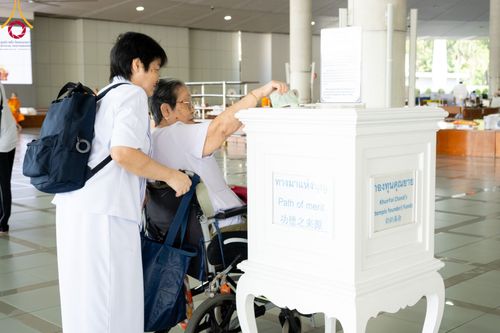 ภาพ No.100107:พิธีบุพเปตพลี  ครั้งที่ 143 วันที่ 27 พฤศจิกายน พ.ศ. 2566 วันพระ ขึ้น 15 ค่ำ เดือน 12 ณ หอฉันคุณยายอาจารย์ฯ วัดพระธรรมกาย