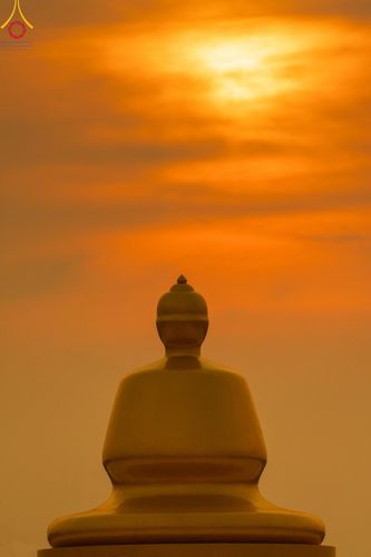 ภาพ No.200565:พิธีจุดประทีปถวายเป็นพุทธบูชา และบูชาธรรมมหาปูชนียาจารย์ ณ อนุสรณ์สถานบางปลา วัดบางปลา อำเภอบางเลน จังหวัดนครปฐม ในโครงการธรรมยาตรา กตัญญูบูชา มหาปูชนียาจารย์ พระมงคลเทพมุนี(สด จนฺทสโร) พระผู้ปราบมาร อนุสรณ์สถาน 7 แห่ง ปีที่ 13 วันที่ 23 มกราคม พ.ศ. 2568