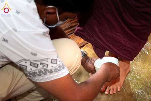 ภาพ No.175861:พิธีทอดผ้าป่าสมทบกฐิน ณ วัดธัมเมสวา รามายา มาตะเล ศรีลังกา โดยมูลนิธิธรรมกาย ในนามหลวงพ่อธัมมชโย วันที่ 9 พฤศจิกายน พ.ศ. 2567