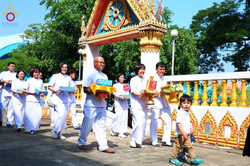 ภาพ No.182569:พิธีทอดกฐิน ณ วัดบ่อน้ำจืด อ.กำแพงแสน จ.นครปฐม ในโครงการทอดกฐินสามัคคีทั่วไทย 30,000 วัด บูชาธรรม 80 ปี หลวงพ่อธัมมชโย โดยคณะศิษยานุศิษย์วัดพระธรรมกาย วันที่ 10 พฤศจิกายน พ.ศ. 2567